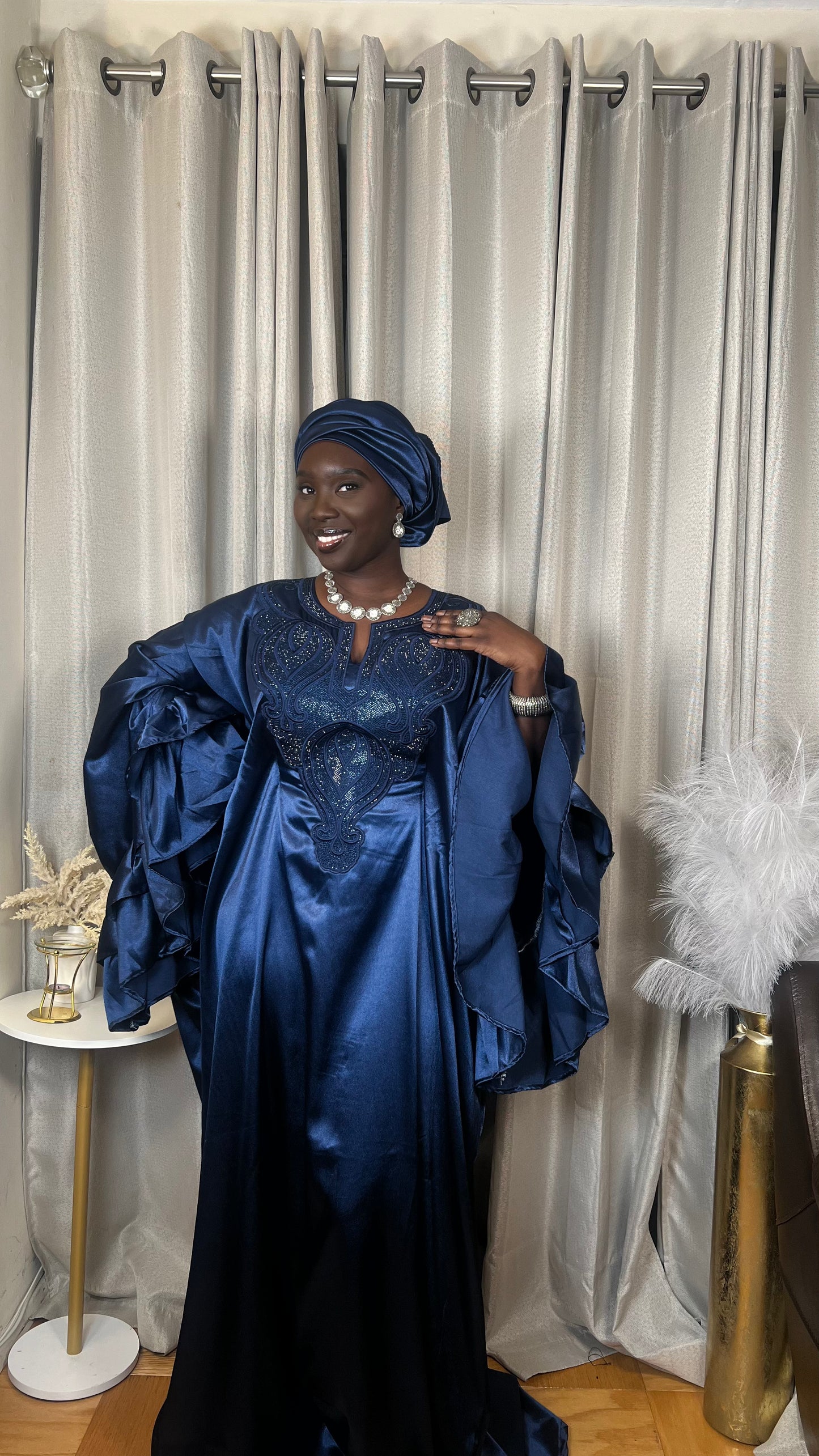 Robe Nabou
