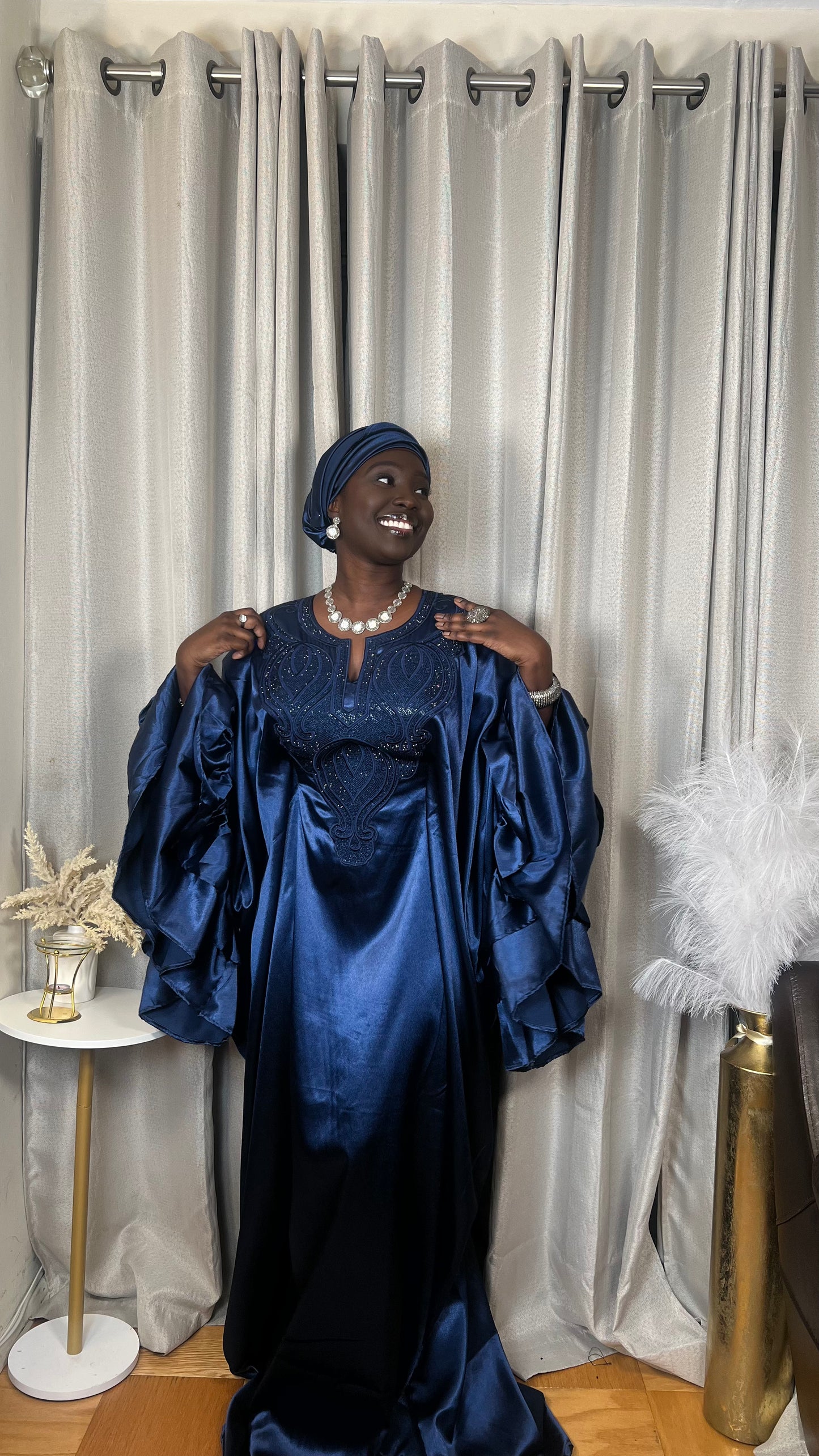 Robe Nabou