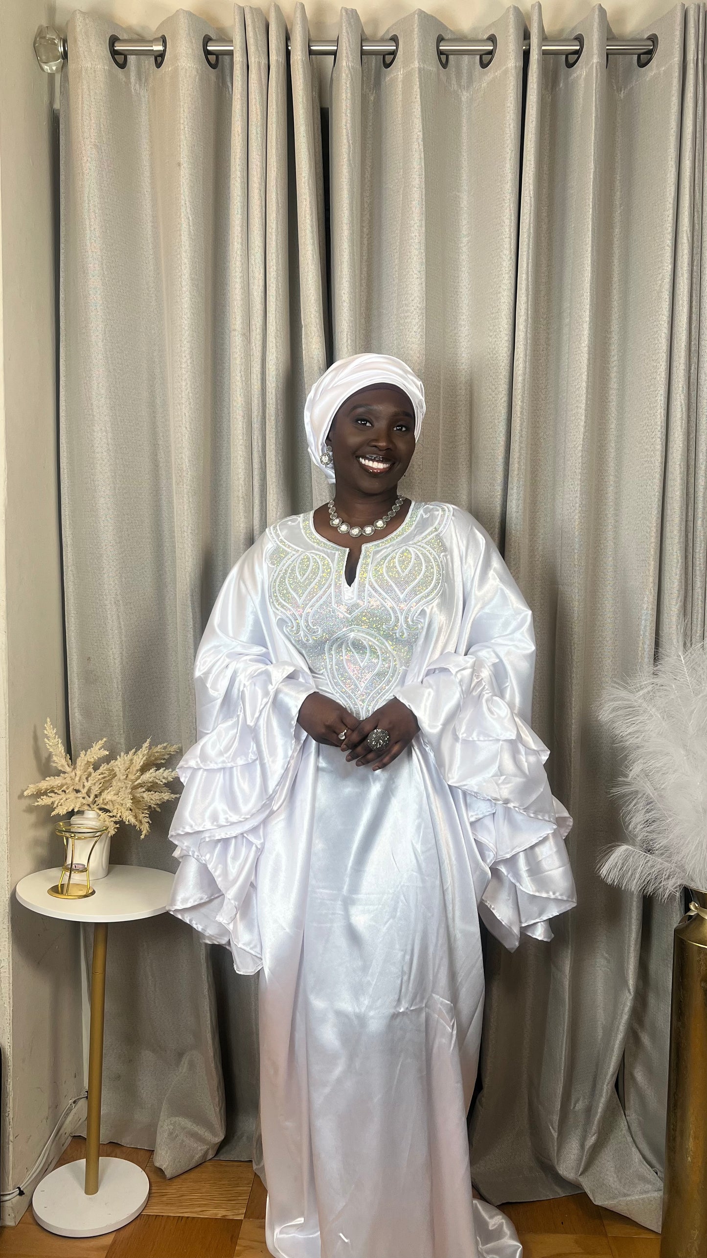 Robe Nabou