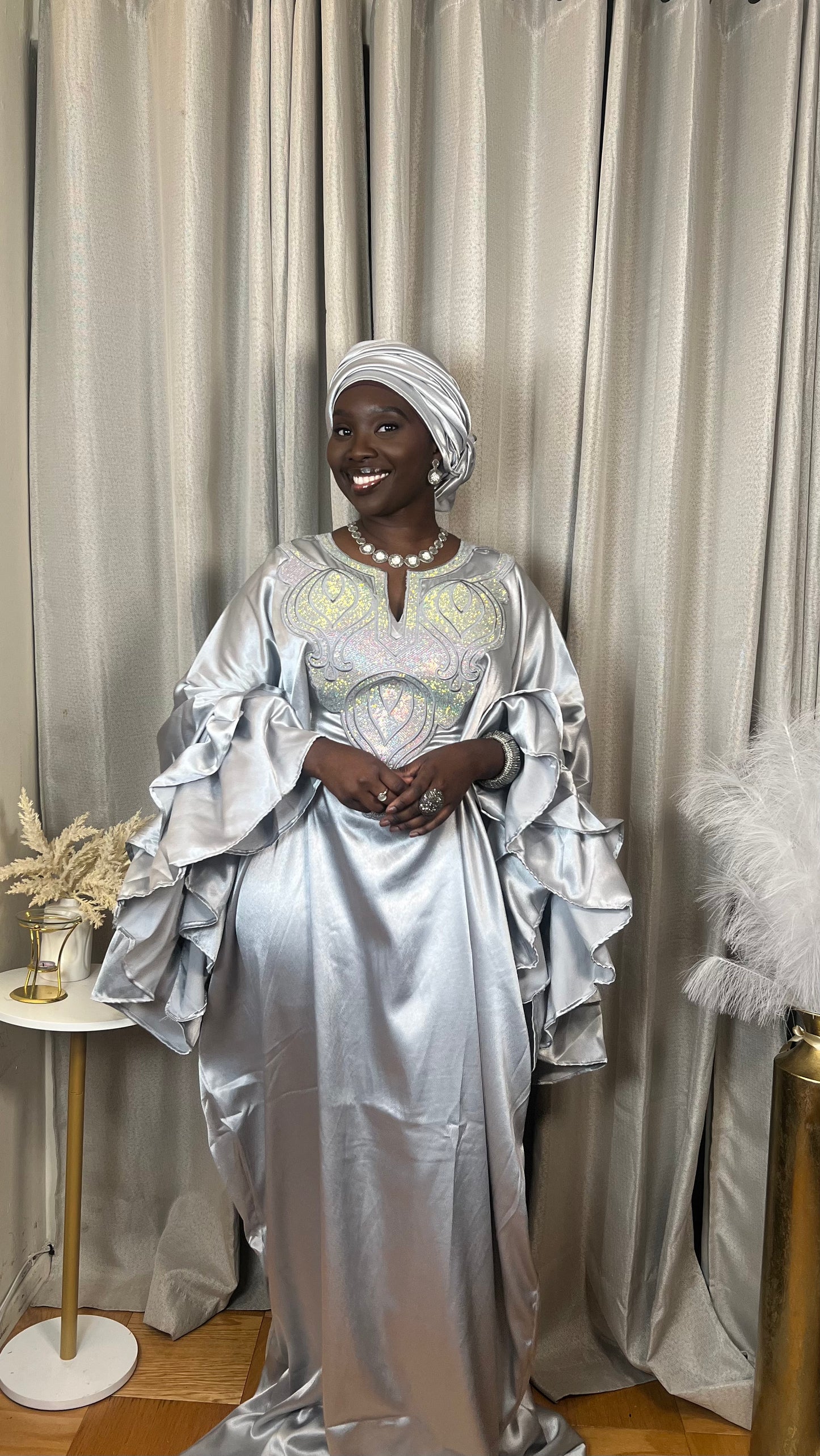 Robe Nabou