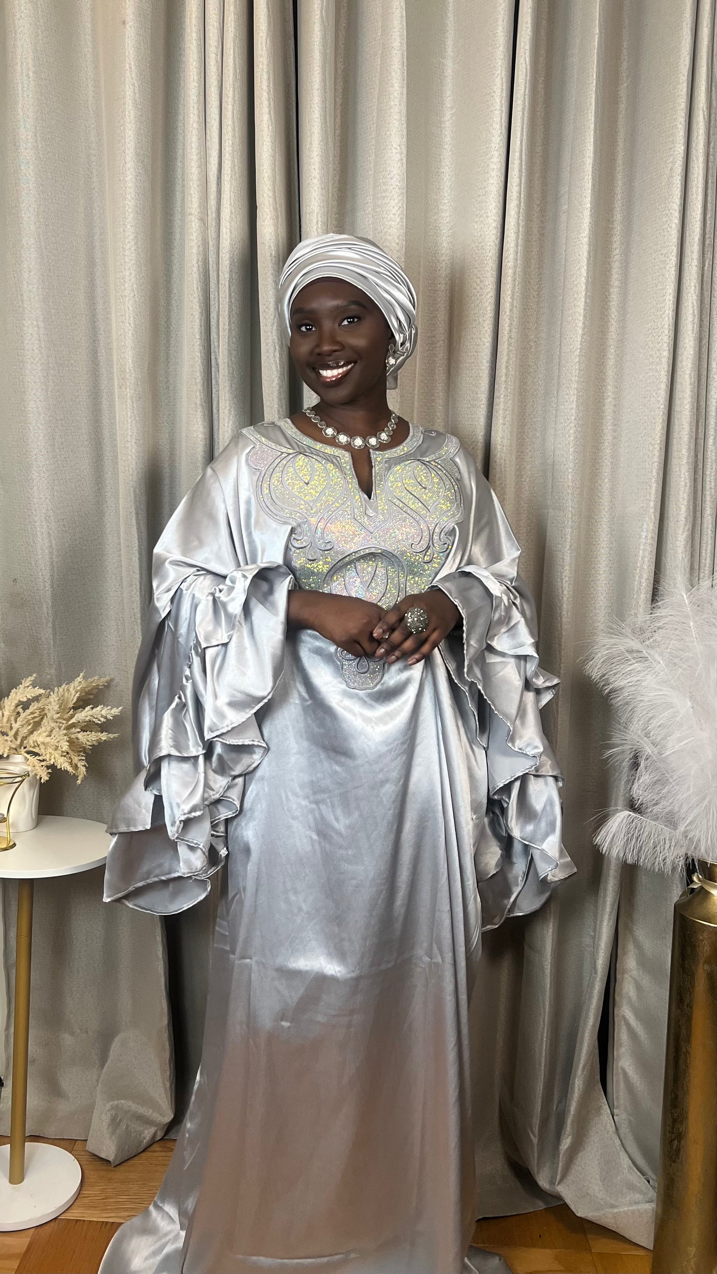 Robe Nabou