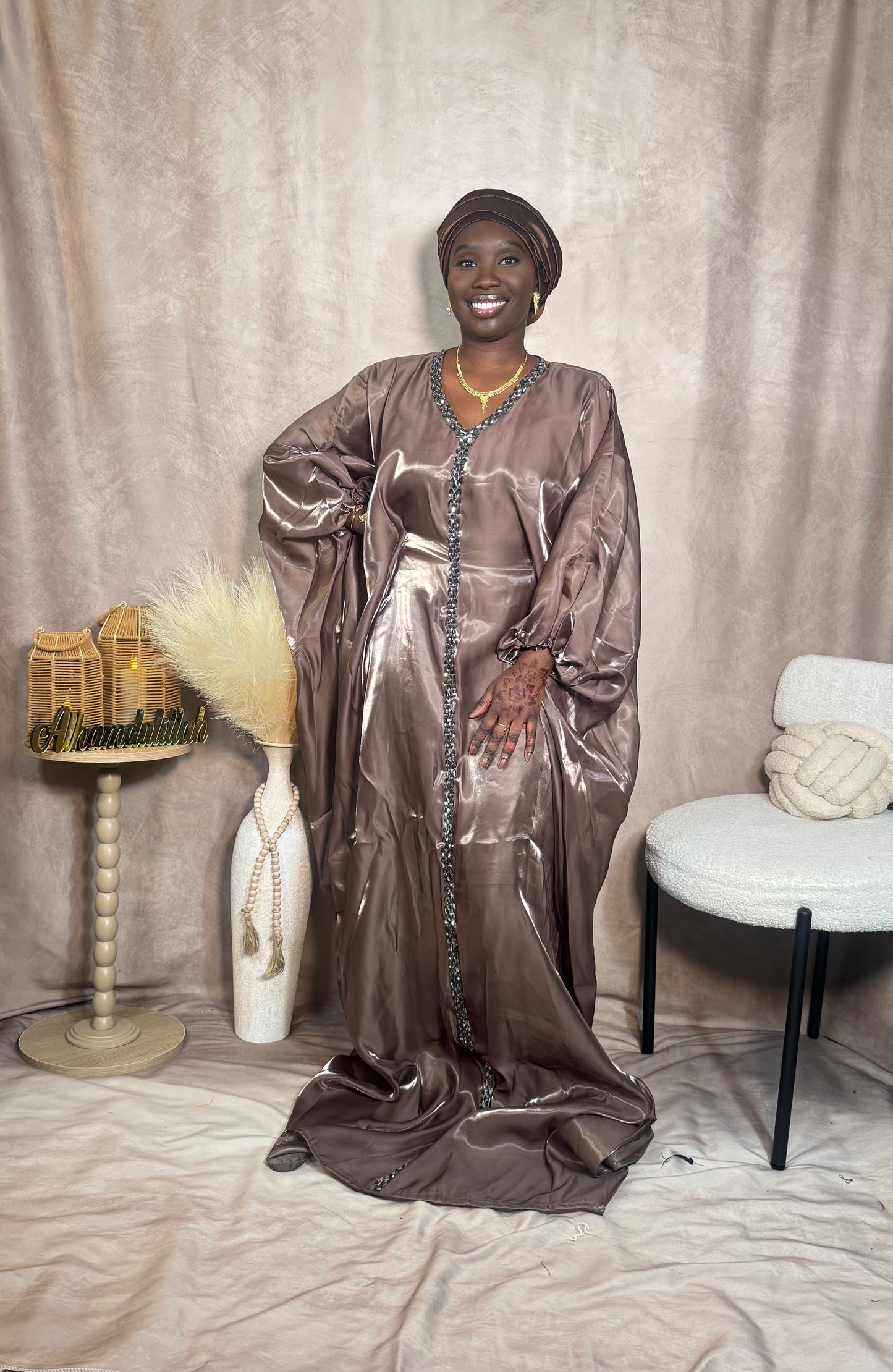 Robe Amina
