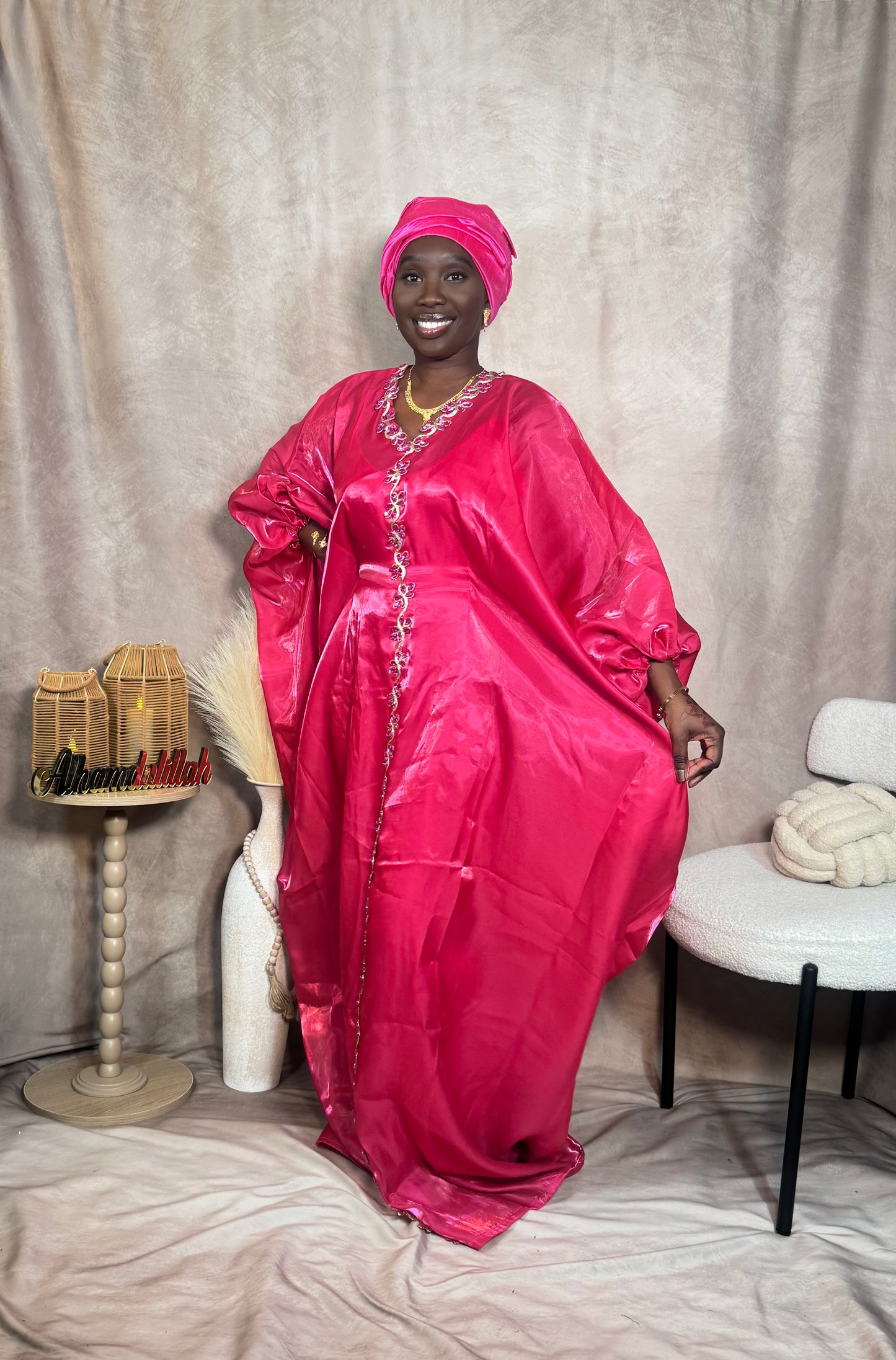 Robe Amina