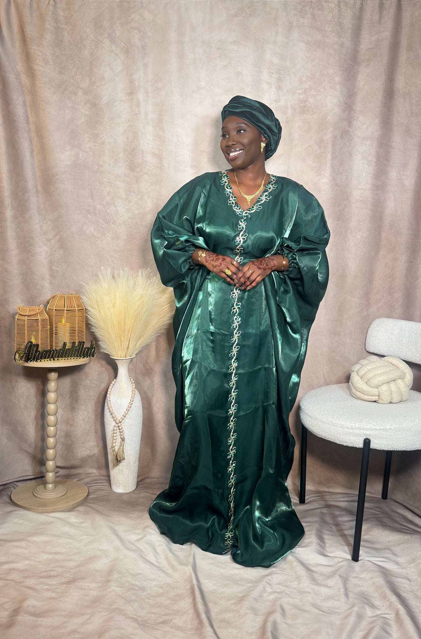 Robe Amina