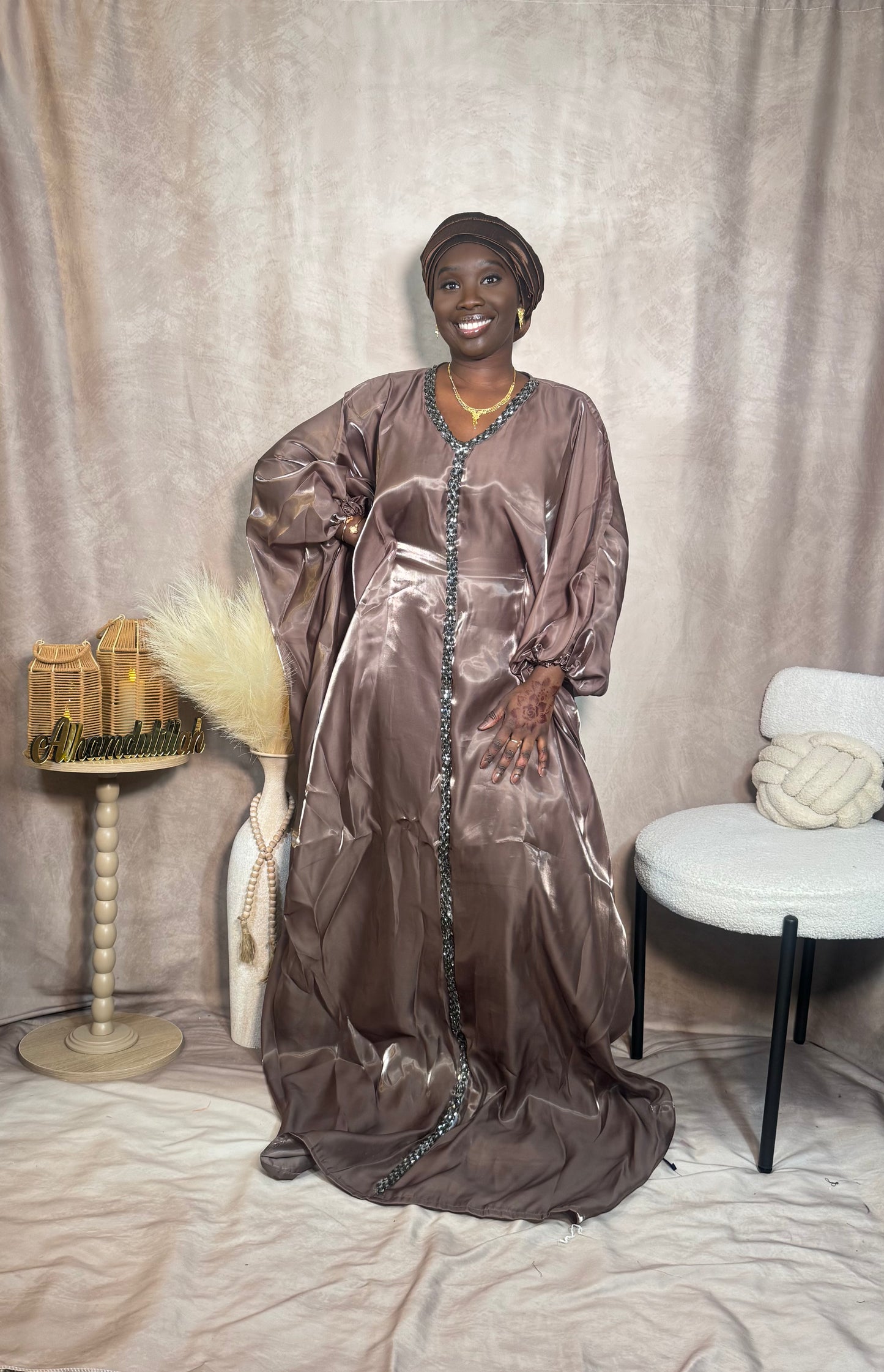 Robe Amina